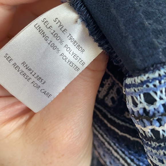 Open Back Top - Picture 7 of 8